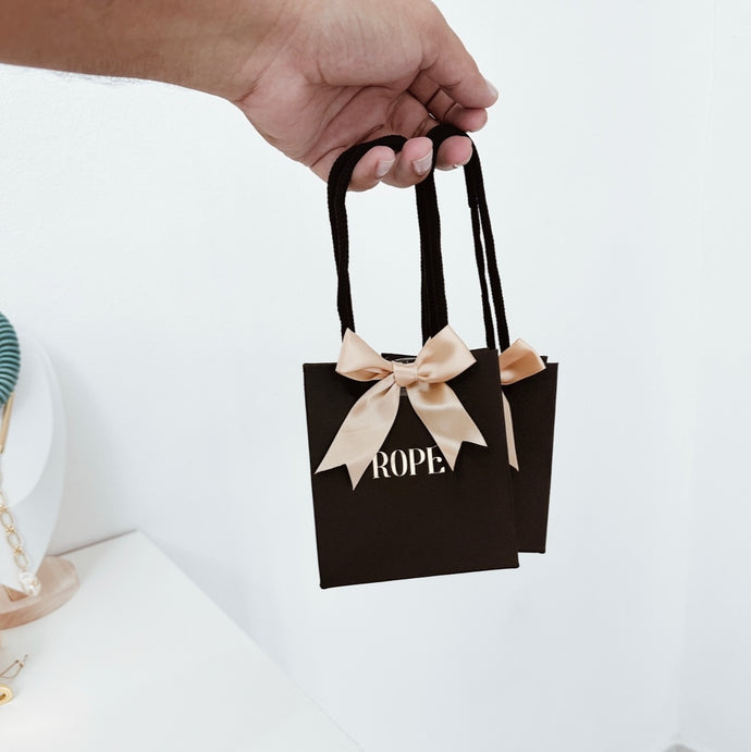 GIFT BAG