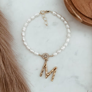 BOLD LETTER NECKLACE